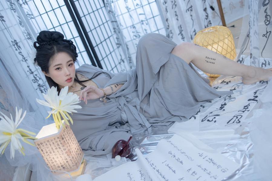 珍藏回忆：titi钛合金天竺少女经典美图欣赏